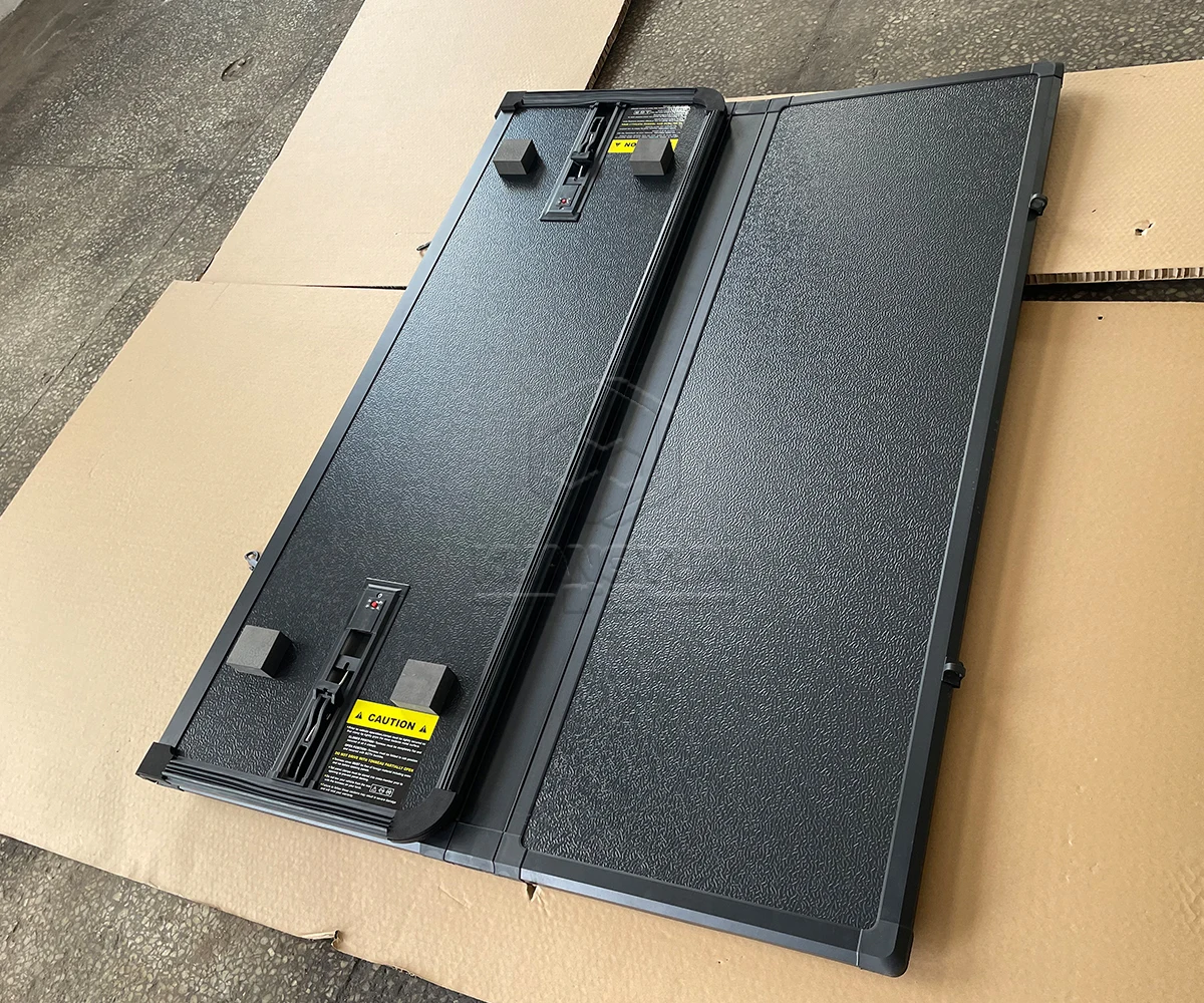 Custom 6ft Hard Folding Aluminium Tonneau Cover Pickup Truck Accessories for Chevrolet Silverado for Nissan Models Ranger NP300
Custom 6ft Hard Folding Aluminium Tonneau Cover Pickup Truck Accessories for Chevrolet Silverado for Nissan Models Ranger NP300