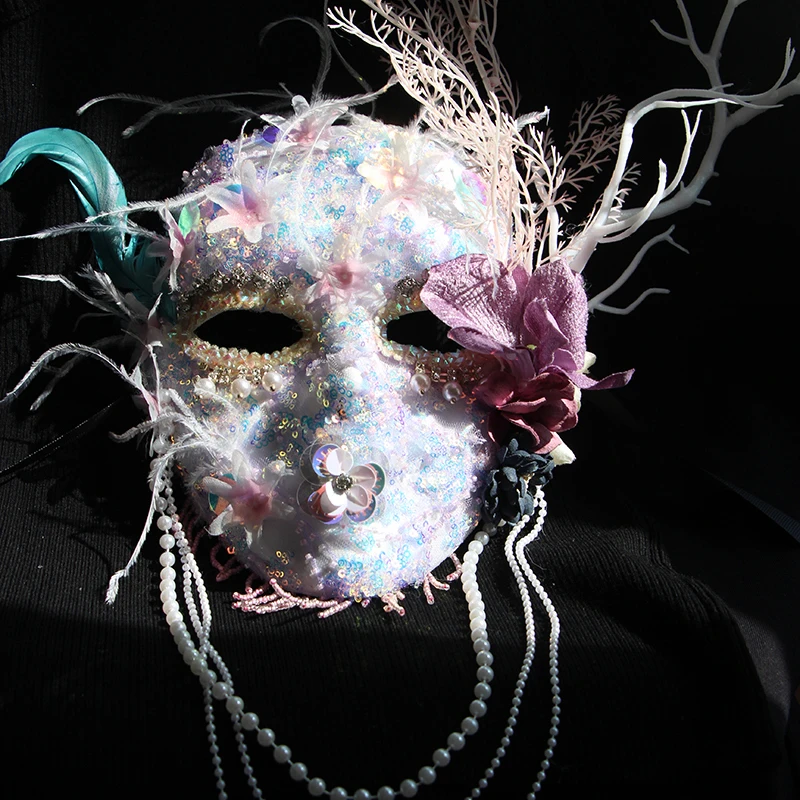 Mask Side Flower Decoration Full Face Tassel Pearl Pendant Children Adult High-End Party BallProps Halloween Simple Hand-Holding
Mask Side Flower Decoration Full Face Tassel Pearl Pendant Children Adult High-End Party BallProps Halloween Simple Hand-Holding