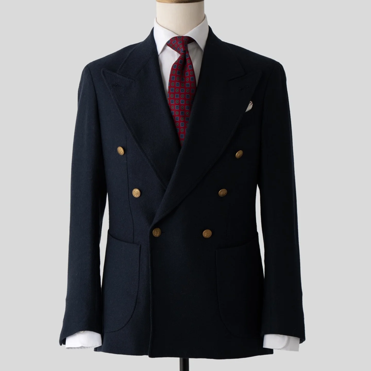 Navy Double Breasted Blazer with Gold Buttons Wool Blend Peak Lapel Slim Fit Formal Jacket Customized Business Blazers Party
Navy Double Breasted Blazer with Gold Buttons Wool Blend Peak Lapel Slim Fit Formal Jacket Customized Business Blazers Party