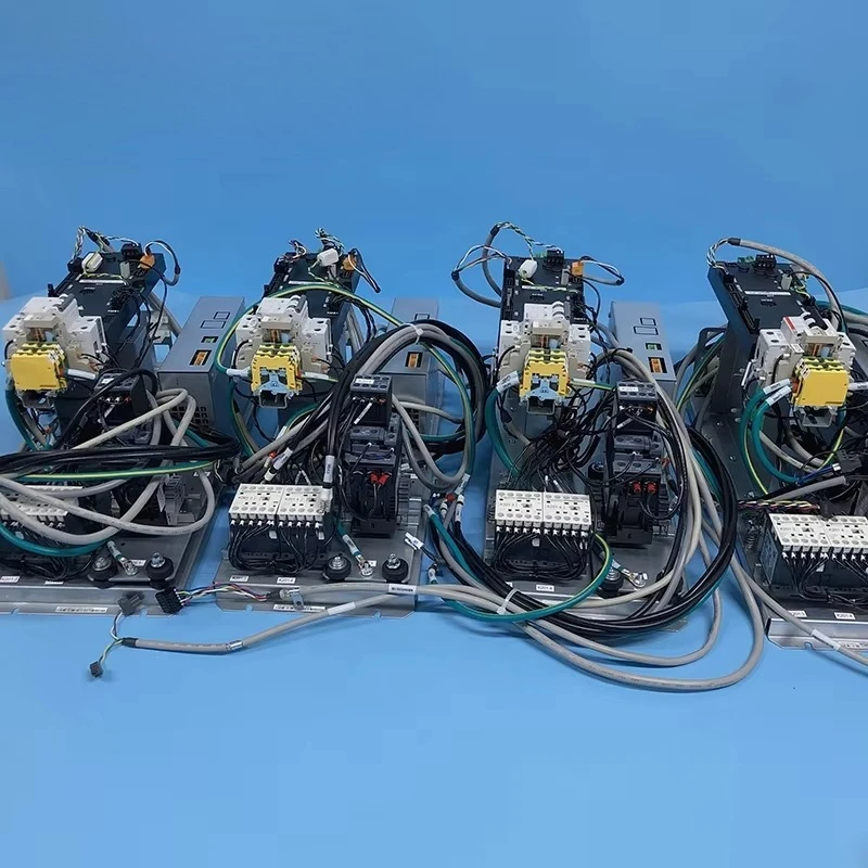 Привод KM987078G03 KM987078G04 Инверторный привод лифта
Привод KM987078G03 KM987078G04 Инверторный привод лифта