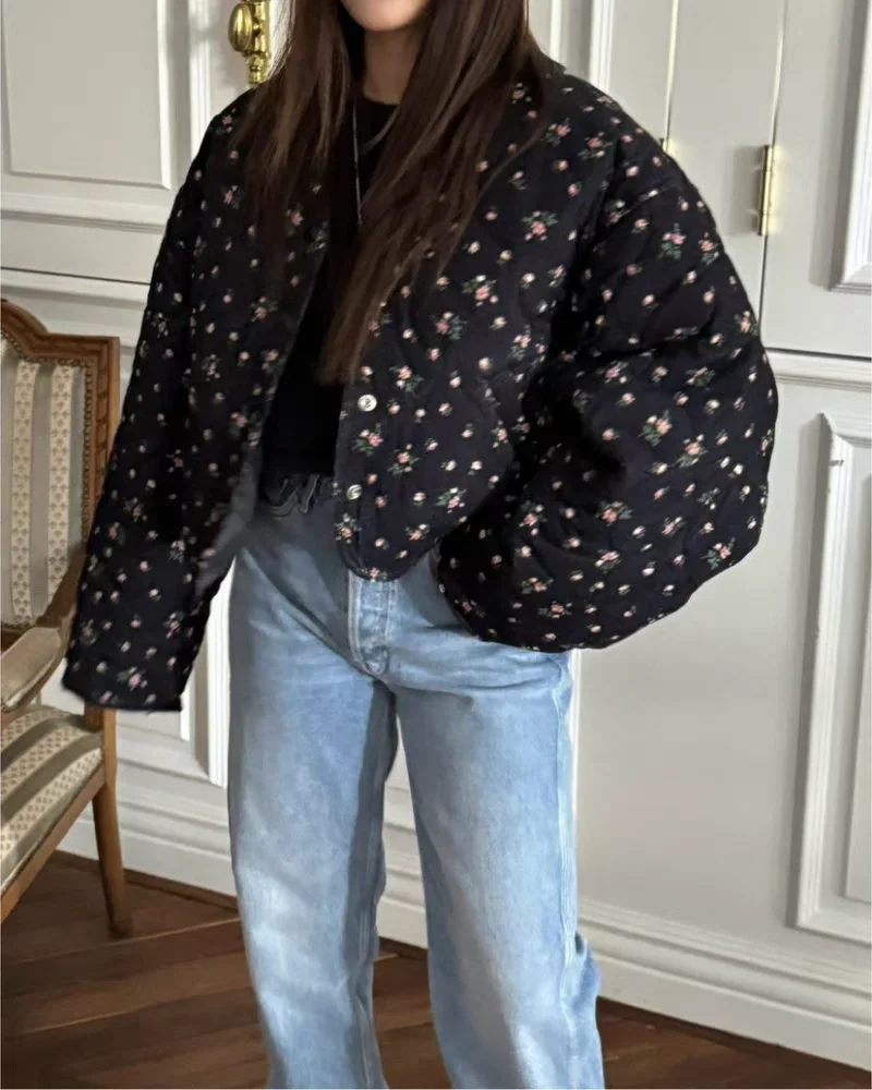 Sweet Hot Girl Floral V-neck Long-sleeved Cotton-padded Jacket Women's Autumn and Winter Single Breasted Warm Fashion Jacket
Sweet Hot Girl Floral V-neck Long-sleeved Cotton-padded Jacket Women's Autumn and Winter Single Breasted Warm Fashion Jacket