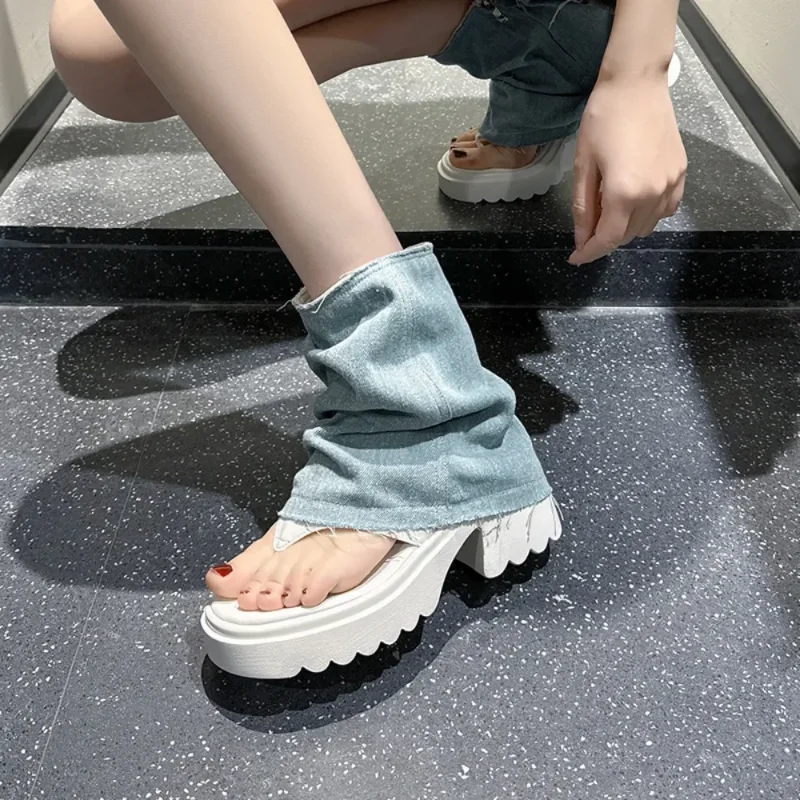 Туфли на платформе Модные женские ботинки Летние тонкие джинсовые короткие сапоги с застежкой на носок Дизайнерские крутые ботинки Женские джинсовые сандалии Женская обувь
Туфли на платформе Модные женские ботинки Летние тонкие джинсовые короткие сапоги с застежкой на носок Дизайнерские крутые ботинки Женские джинсовые сандалии Женская обувь