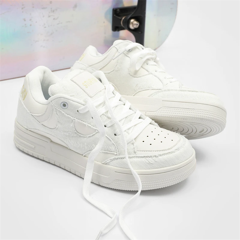 Men's Sneakers Fashion White Casual Sports Shoes Male Lace-up Platform Shoes Lightweight Breathable Tenis Shoe Zapatillas Hombre
Men's Sneakers Fashion White Casual Sports Shoes Male Lace-up Platform Shoes Lightweight Breathable Tenis Shoe Zapatillas Hombre
