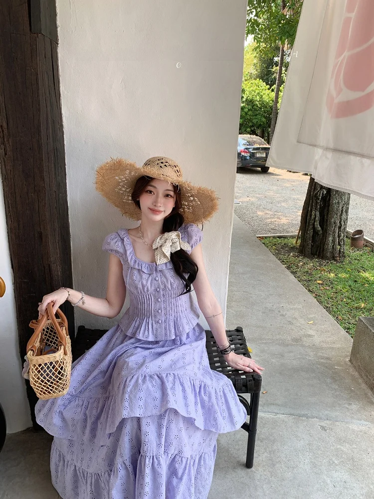 Комплект ThePeachOfficial: вышитая блузка и юбка, 100% хлопок, для повседневной носки, летняя коллекция, цветочный морской дизайн
Комплект ThePeachOfficial: вышитая блузка и юбка, 100% хлопок, для повседневной носки, летняя коллекция, цветочный морской дизайн