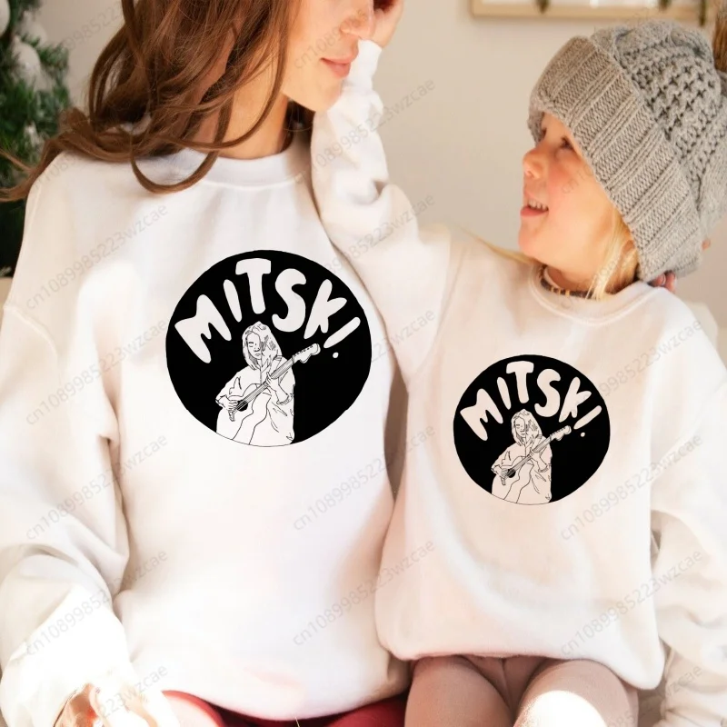 Mitski Kid Cartoon Hoodies Printed Sweatshirts Hooded Boys Children Sweatshirt Casual Sweatshirts Winter Autumn Hoody for Family
Mitski Kid Cartoon Hoodies Printed Sweatshirts Hooded Boys Children Sweatshirt Casual Sweatshirts Winter Autumn Hoody for Family