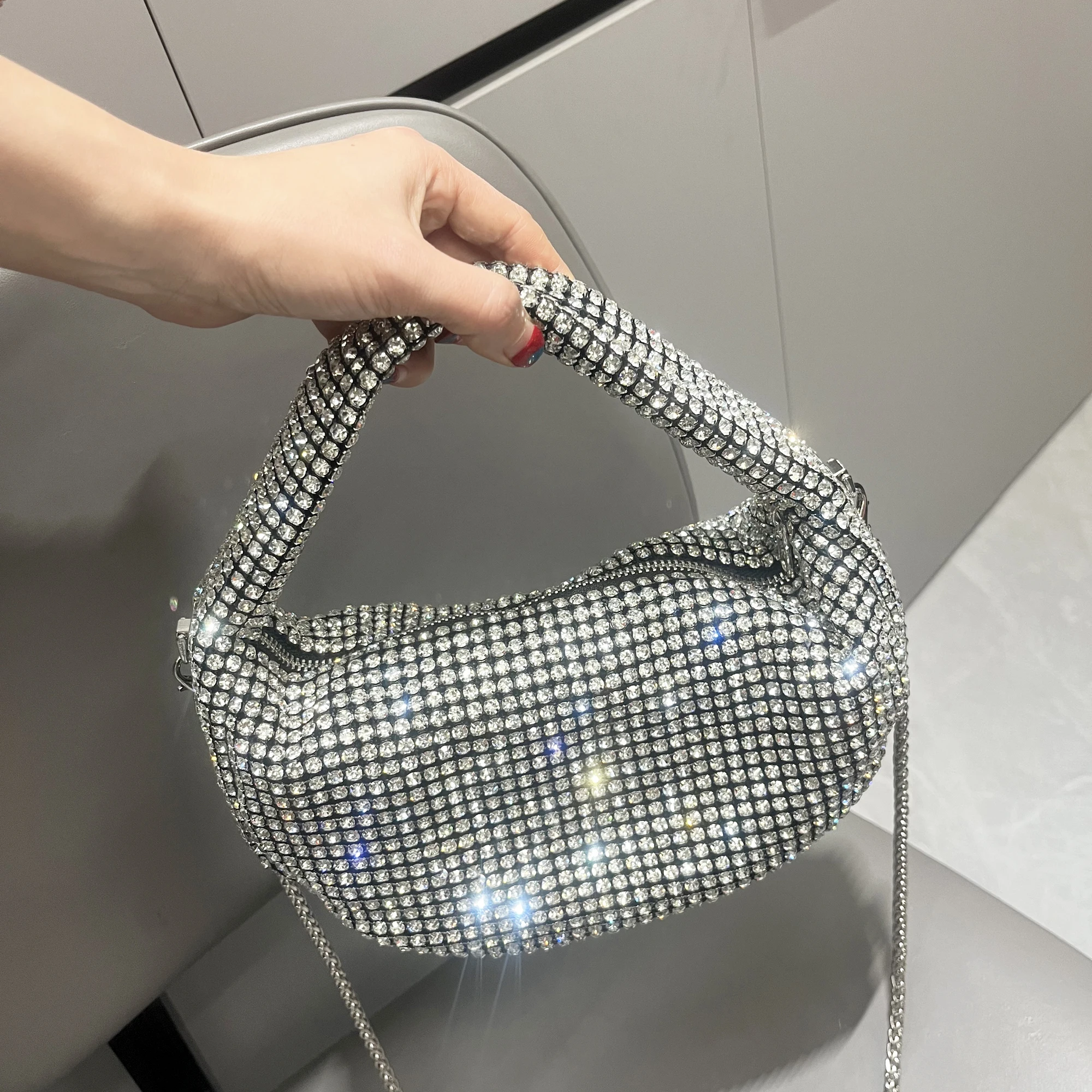 Shiny Crystal Clutch purses Shoulder bag rhinestone Handmade purses and handbags luxury Designer Evening clutch Bag Purse
Shiny Crystal Clutch purses Shoulder bag rhinestone Handmade purses and handbags luxury Designer Evening clutch Bag Purse
