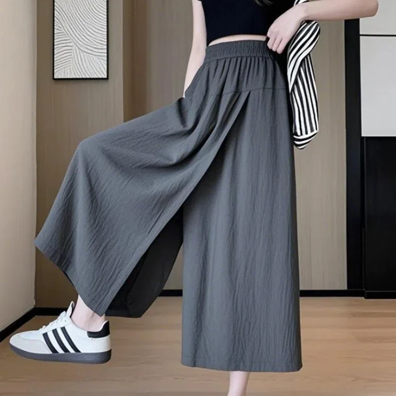 Ice Silk Sunscreen Wide-leg Pants Skirt for Women in Summer Loose and Slim Draping Large Size Seven or EightA-line Skirt Pants
Ice Silk Sunscreen Wide-leg Pants Skirt for Women in Summer Loose and Slim Draping Large Size Seven or EightA-line Skirt Pants