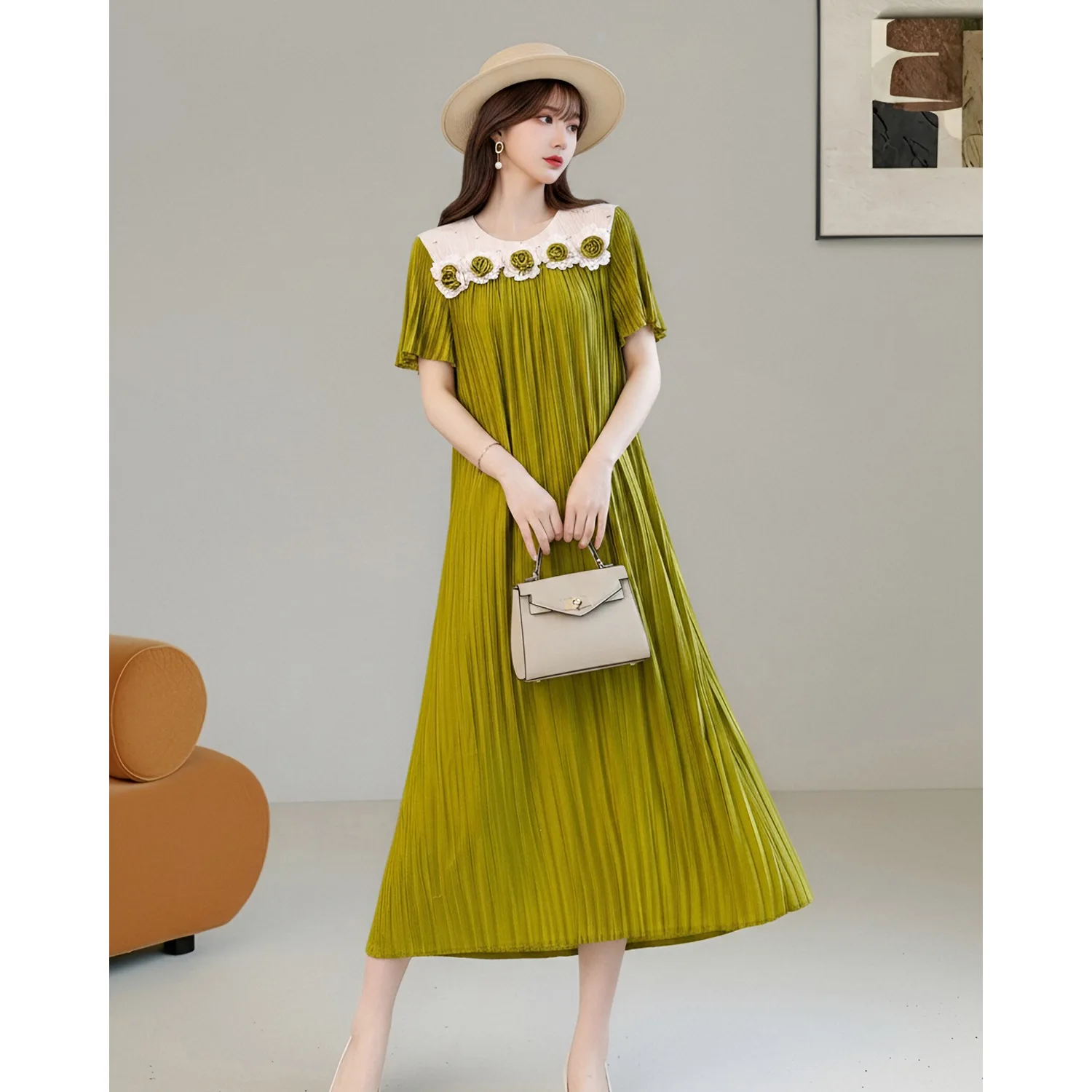 Miyake Pleated Women's Casual Dresses 2026 New Japanese Design 3D Bespoke Round Neck Short Sleeve Elegant Long Dress
Miyake Pleated Women's Casual Dresses 2026 New Japanese Design 3D Bespoke Round Neck Short Sleeve Elegant Long Dress
