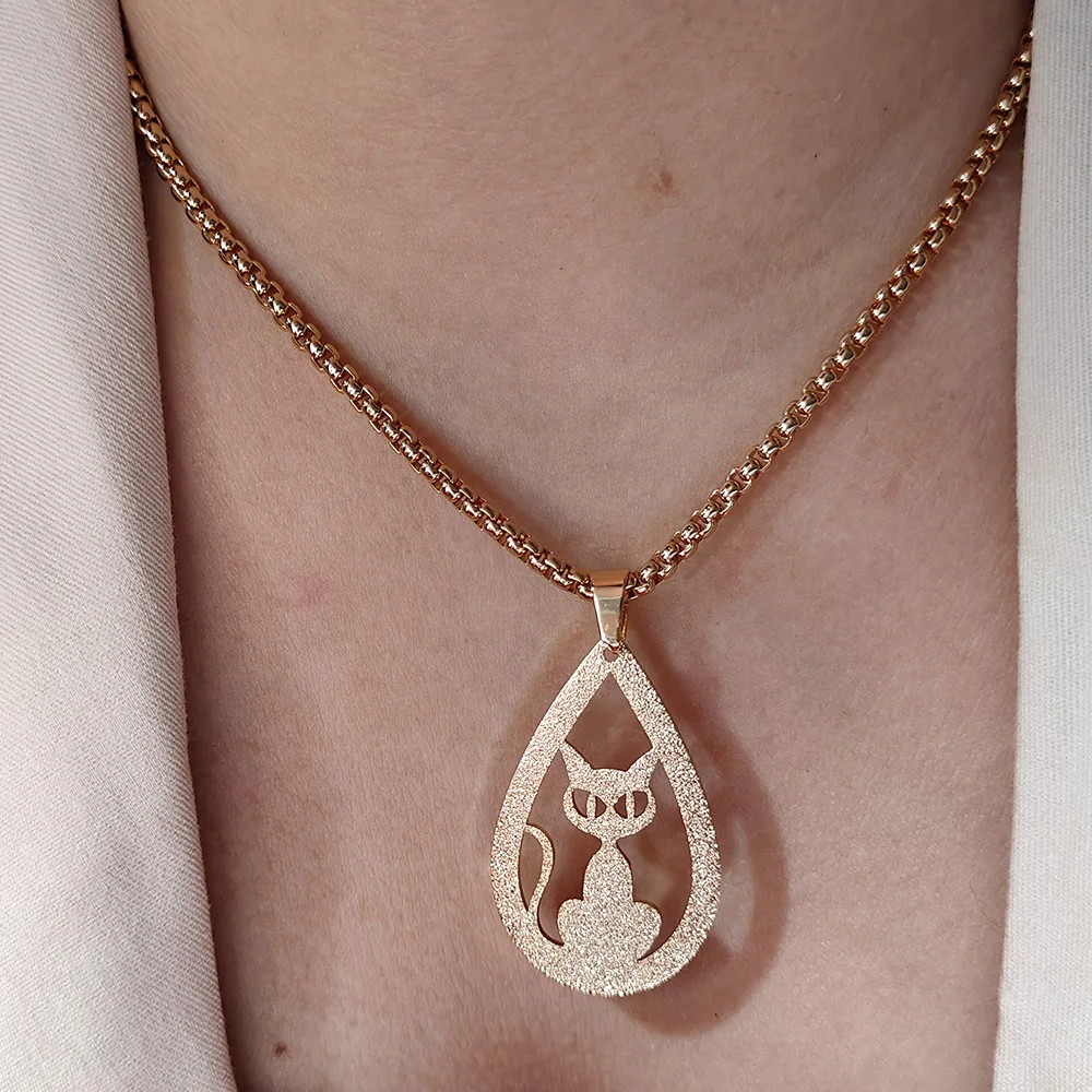 New Water Drop Cat Necklace, 18K Gold Plated Designer Necklace, high-quality waterproof, suitable for women's daily wear
New Water Drop Cat Necklace, 18K Gold Plated Designer Necklace, high-quality waterproof, suitable for women's daily wear