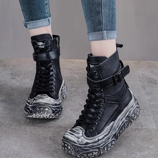 Genuine Top Layer Cowhide Boots Women's Padded Short Boots High Help Thick Bottom Fashion Boots round Toe Rubber Sole
Genuine Top Layer Cowhide Boots Women's Padded Short Boots High Help Thick Bottom Fashion Boots round Toe Rubber Sole