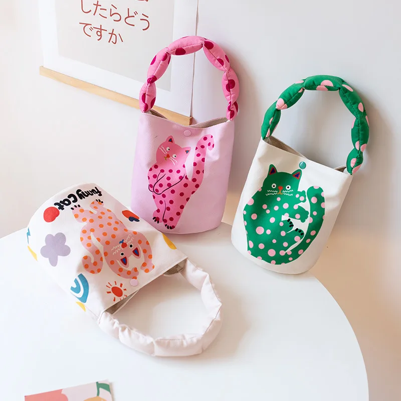 New Bucket Underarm Versatile For Women Students Handheld Lunch Box Small Cloth Bag cute handle bag shoulder bags
New Bucket Underarm Versatile For Women Students Handheld Lunch Box Small Cloth Bag cute handle bag shoulder bags