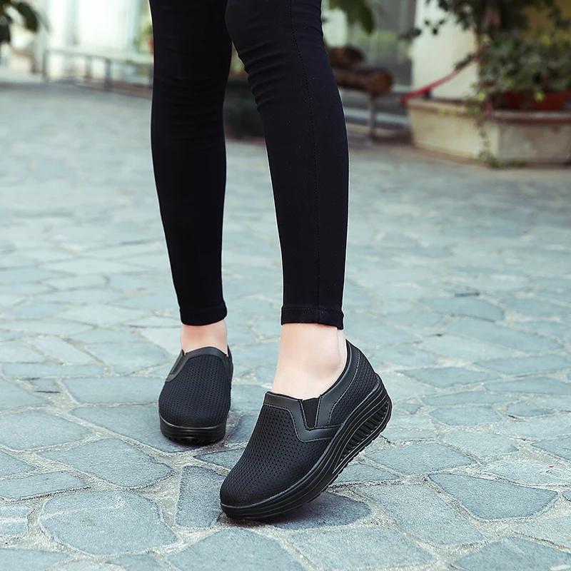 Womens Walking Shoes Comfortable Walking Shoe for Women Slip-on Mother Shake Footwear Thick Bottom Increasing Height Lightweight
Womens Walking Shoes Comfortable Walking Shoe for Women Slip-on Mother Shake Footwear Thick Bottom Increasing Height Lightweight