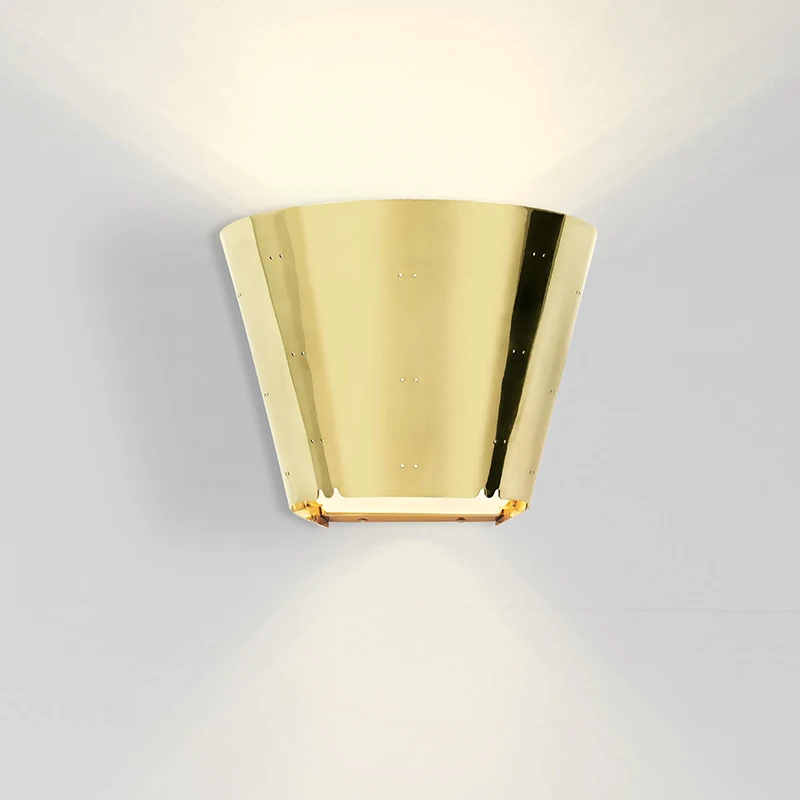 Modern All-copper Edge Wall Lamp, Bedroom Bedside Lamp, American-style Simple Living Room Background Wall Corridor Lamp
Modern All-copper Edge Wall Lamp, Bedroom Bedside Lamp, American-style Simple Living Room Background Wall Corridor Lamp