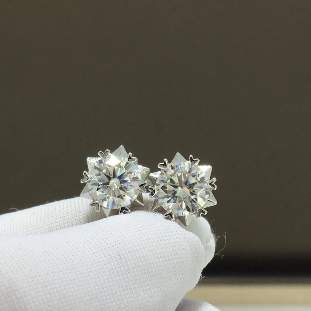 S925 Natural Moissanite Diamond Snowflake Earrings Fashion Elegance Jewelry Birthday Crystal Women Mature Charm Gift
S925 Natural Moissanite Diamond Snowflake Earrings Fashion Elegance Jewelry Birthday Crystal Women Mature Charm Gift