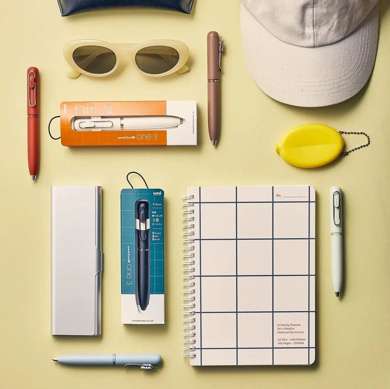 uni Uni-ball One 3 Mini 3-in-1 Gel Pen Japanese Stationery 0.5mm Rotate Type Low Center Of Gravity Multicolor Ballpoint Pen
uni Uni-ball One 3 Mini 3-in-1 Gel Pen Japanese Stationery 0.5mm Rotate Type Low Center Of Gravity Multicolor Ballpoint Pen