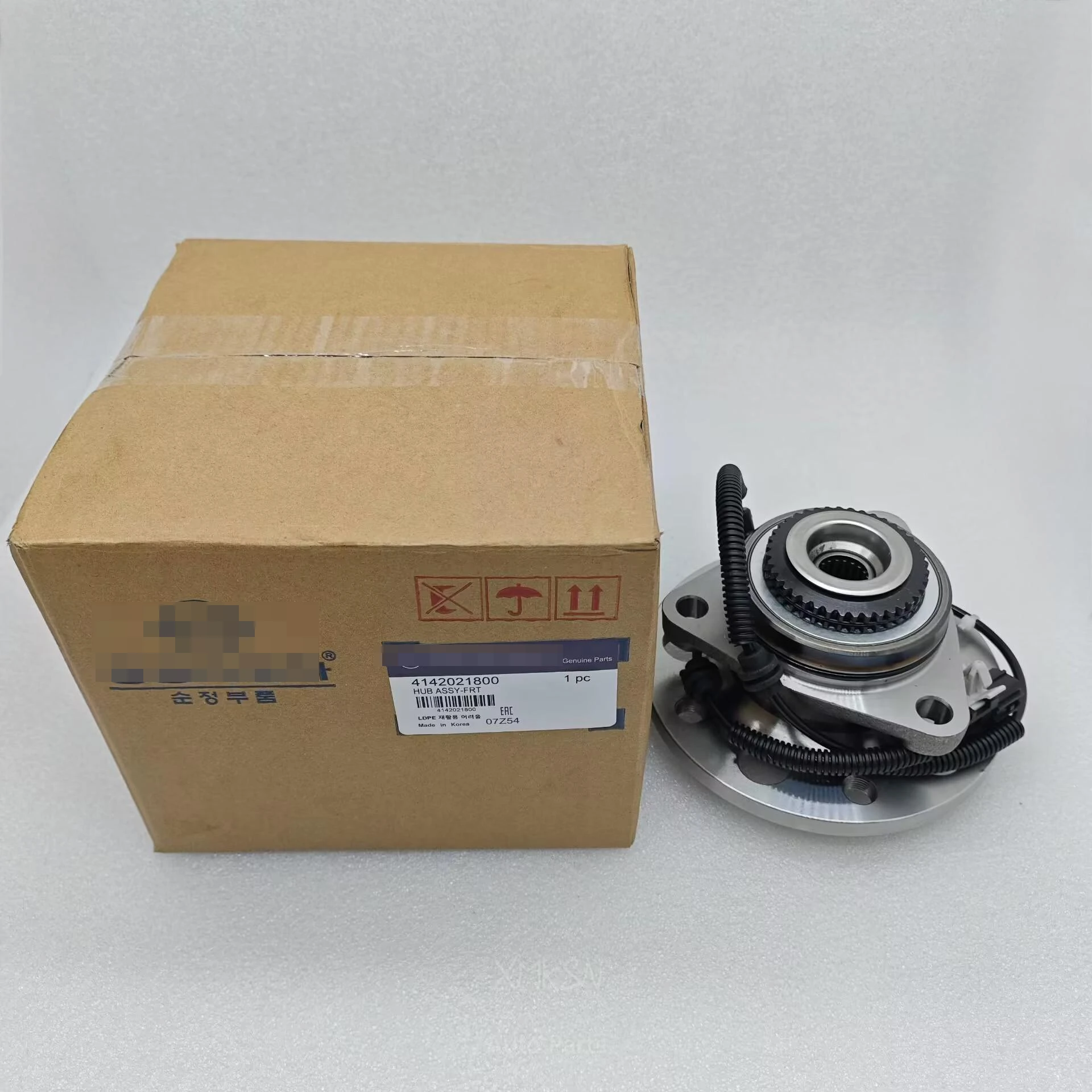 4142021802 Front Hub Assy With Wheel Speed Sensor Round Plug For Ssangyong Rodius/Stavic 4WD 2004-2012# 4142021800
4142021802 Front Hub Assy With Wheel Speed Sensor Round Plug For Ssangyong Rodius/Stavic 4WD 2004-2012# 4142021800