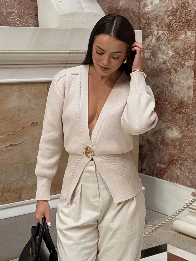 TRAFZA Women's Spring Fashion V-neck High-end Jacket Long Sleeve Knitted Top Female Commuter Versatile Elegant Casual Top Mujer
TRAFZA Women's Spring Fashion V-neck High-end Jacket Long Sleeve Knitted Top Female Commuter Versatile Elegant Casual Top Mujer