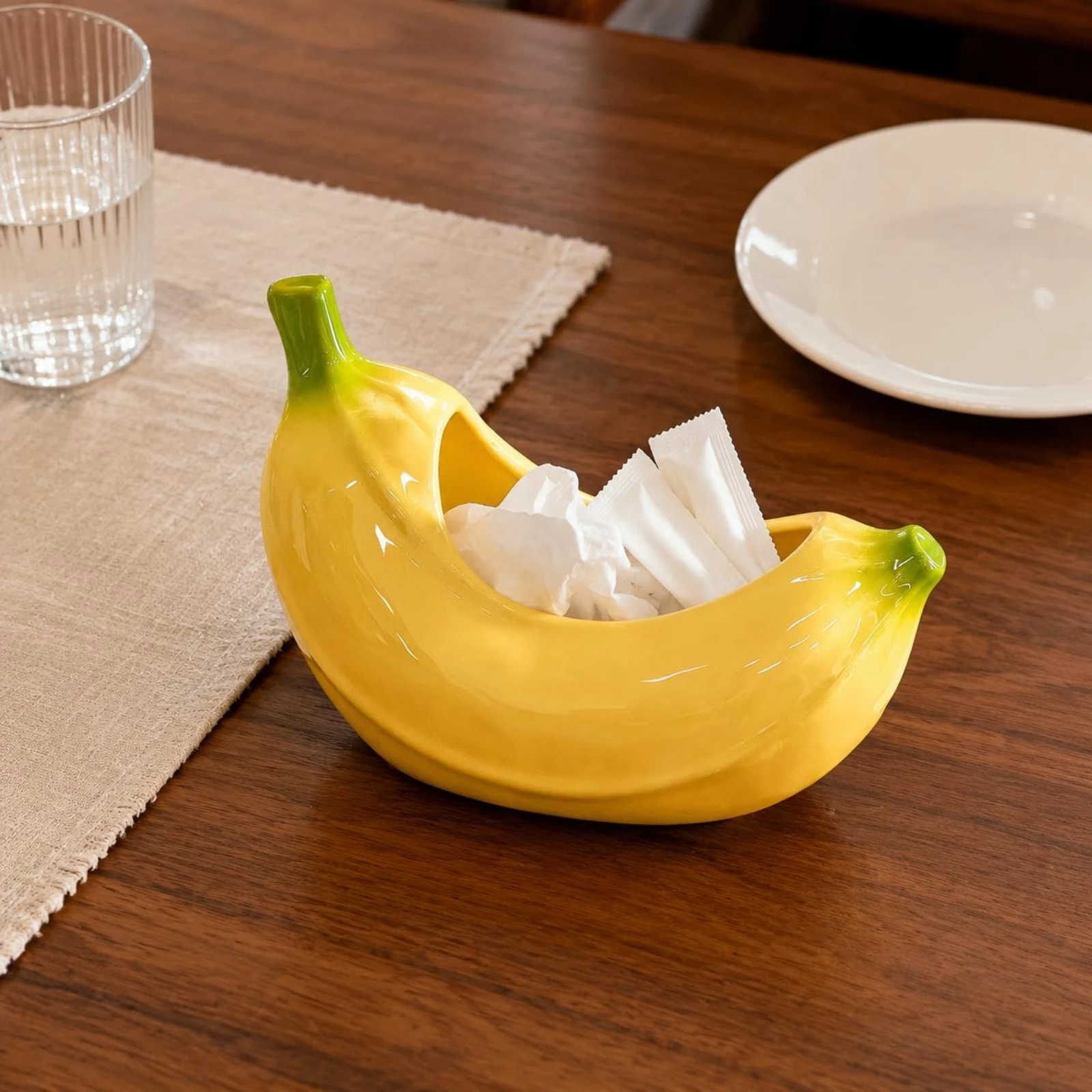 Banana Shaped Ceramic Tray Glossy Banana-Shaped Storage Tray Home Decor Item accessibleTop Rounded for Tabletop, Countertop
Banana Shaped Ceramic Tray Glossy Banana-Shaped Storage Tray Home Decor Item accessibleTop Rounded for Tabletop, Countertop