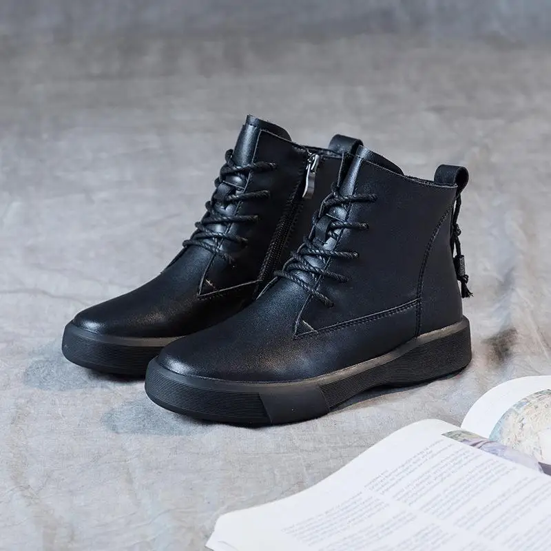 Large Size Genuine Leather Flat Bottom Boots Women's Soft Bottom Warm Short Boots Casual Style Waterproof Rubber Sole
Large Size Genuine Leather Flat Bottom Boots Women's Soft Bottom Warm Short Boots Casual Style Waterproof Rubber Sole