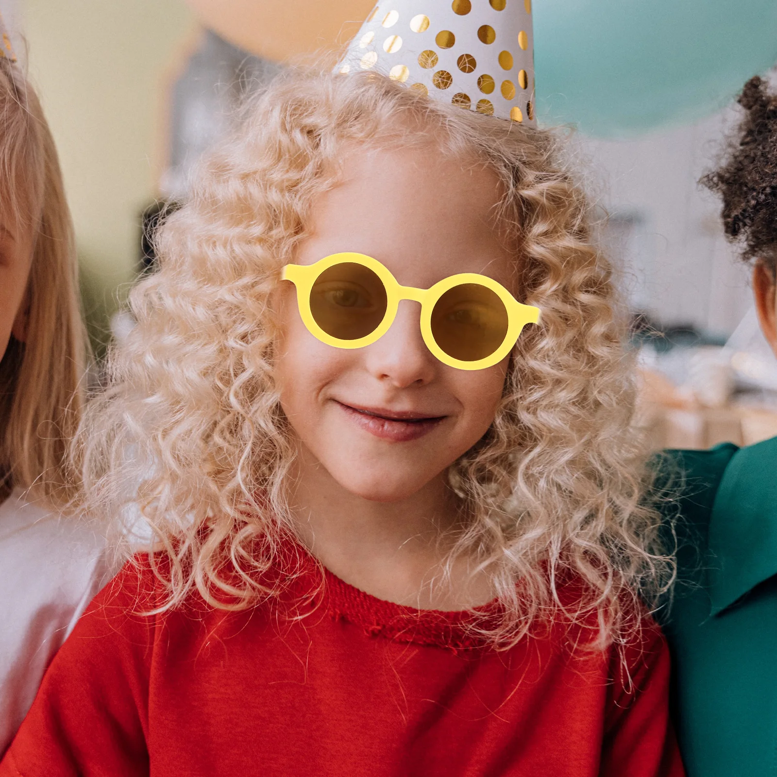 5pcs Kids Sunglasses Color Round Frame Lightweight Party Accessories for Children's Day Birthday Gatherings
5pcs Kids Sunglasses Color Round Frame Lightweight Party Accessories for Children's Day Birthday Gatherings