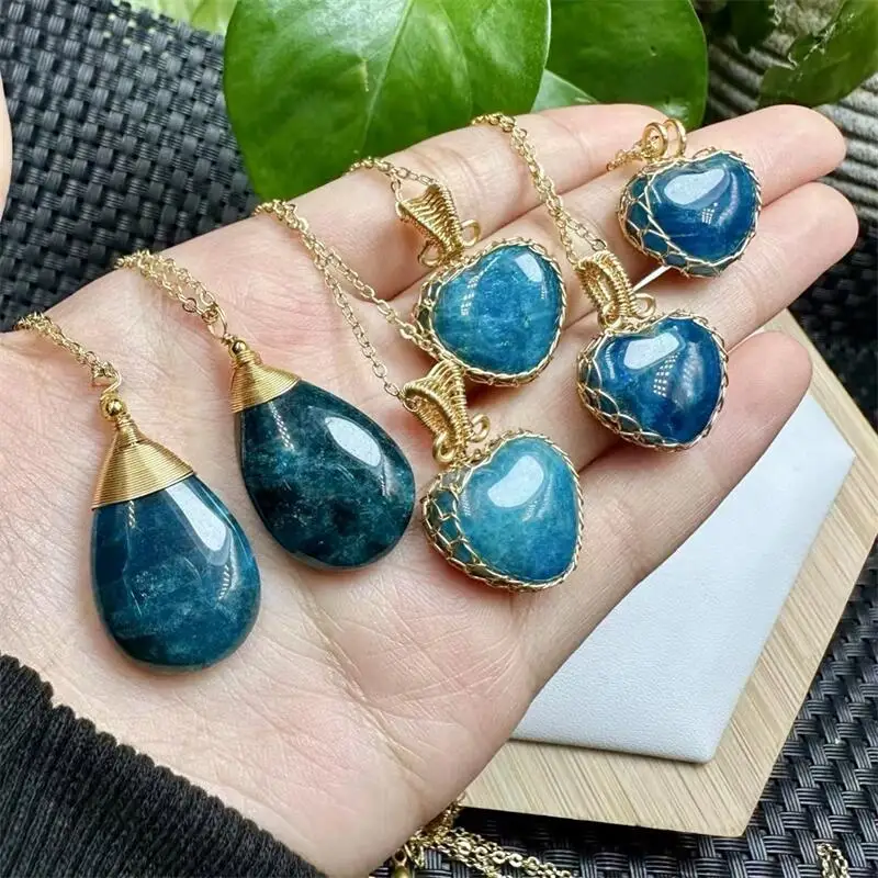 Natural Apatite Pendant Fashion Fengshui Crystal Jewelry Holiday Gift Women Healing Energy Stone Gift 1pcs
Natural Apatite Pendant Fashion Fengshui Crystal Jewelry Holiday Gift Women Healing Energy Stone Gift 1pcs