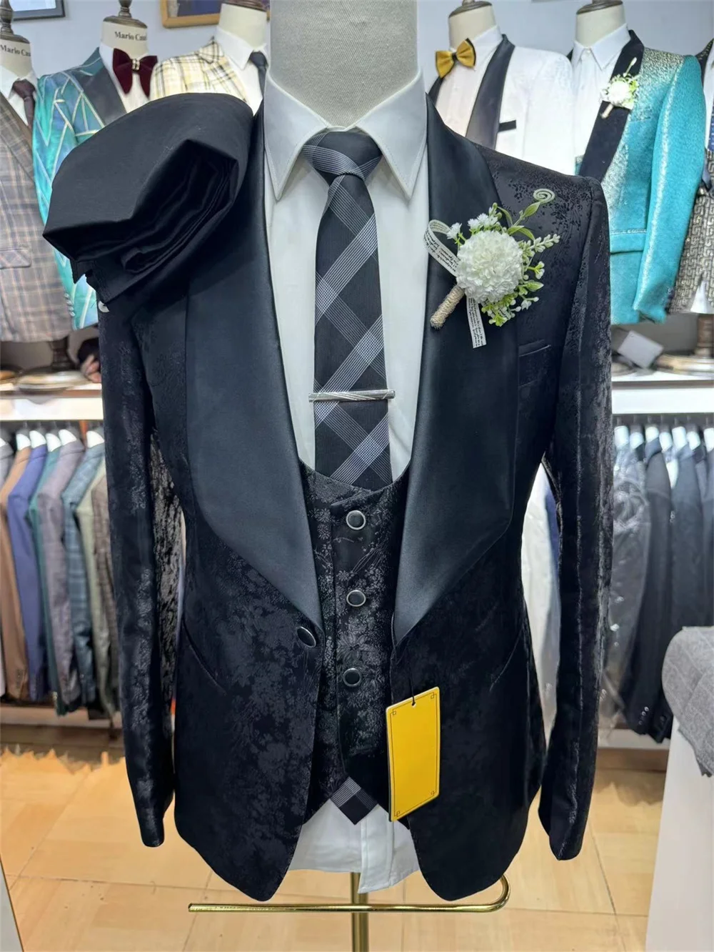 Fashion Jacquard Men's Suit set For Wedding Dress Formal Single Breasted Jacket Vest Pants For Business Men Groomsmen
Fashion Jacquard Men's Suit set For Wedding Dress Formal Single Breasted Jacket Vest Pants For Business Men Groomsmen