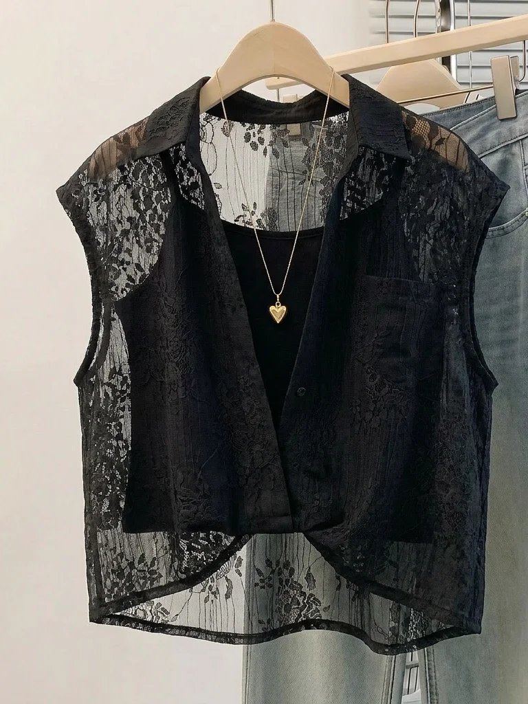 Lace Hollow out V-Neck Short Sleeve Shirt Women's Summer New Style plus Size Fashionable Top Korean Style Loose Fit Commute Wind
Lace Hollow out V-Neck Short Sleeve Shirt Women's Summer New Style plus Size Fashionable Top Korean Style Loose Fit Commute Wind