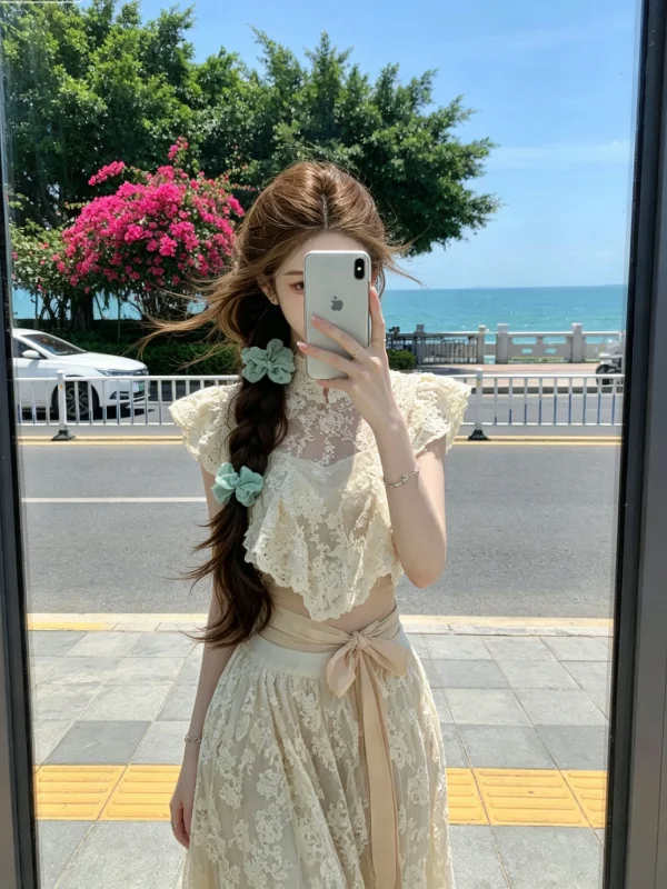 Elegant Lace Splice Top High Waist Long Skirt Two-Piece Set Summer New Design Fashionable Women's Outfit Knot Detail
Elegant Lace Splice Top High Waist Long Skirt Two-Piece Set Summer New Design Fashionable Women's Outfit Knot Detail