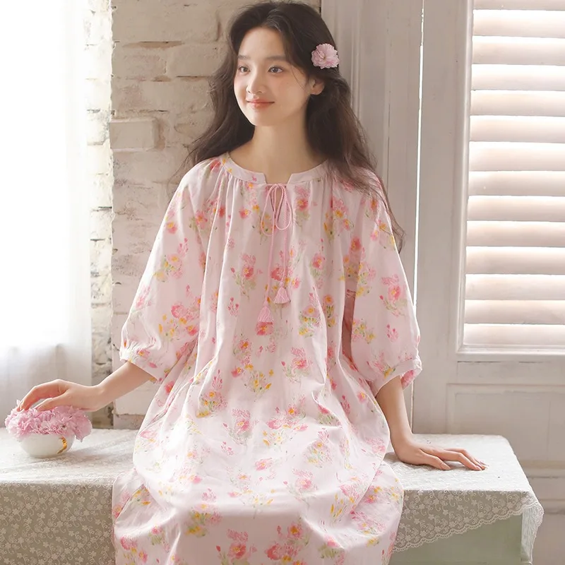 Женская летняя ночная рубашка из 100% хлопка и марли, милая ночная рубашка с круглым вырезом и рукавами 3/4, удобная юбка для ленивой домашней одежды с цветочным принтом 
Женская летняя ночная рубашка из 100% хлопка и марли, милая ночная рубашка с круглым вырезом и рукавами 3/4, удобная юбка для ленивой домашней одежды с цветочным принтом