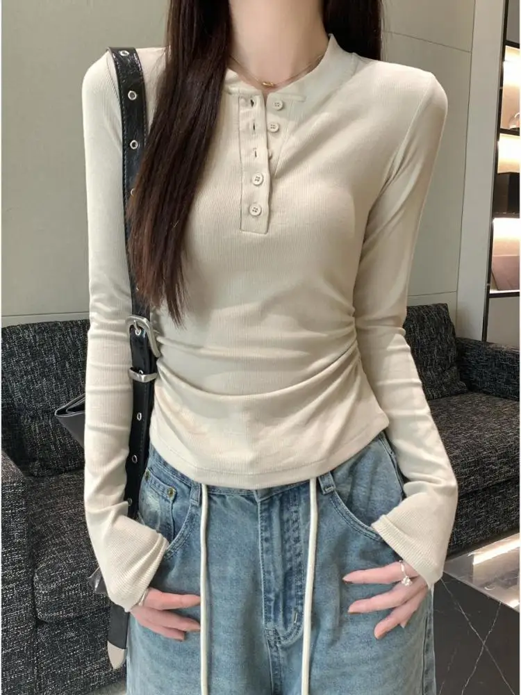 Autumn Winter Solid Elegant Single Breasted Knitted Tops Korean Women Long Sleelve Pleated Pullover Sweater Simplicity Fashion
Autumn Winter Solid Elegant Single Breasted Knitted Tops Korean Women Long Sleelve Pleated Pullover Sweater Simplicity Fashion