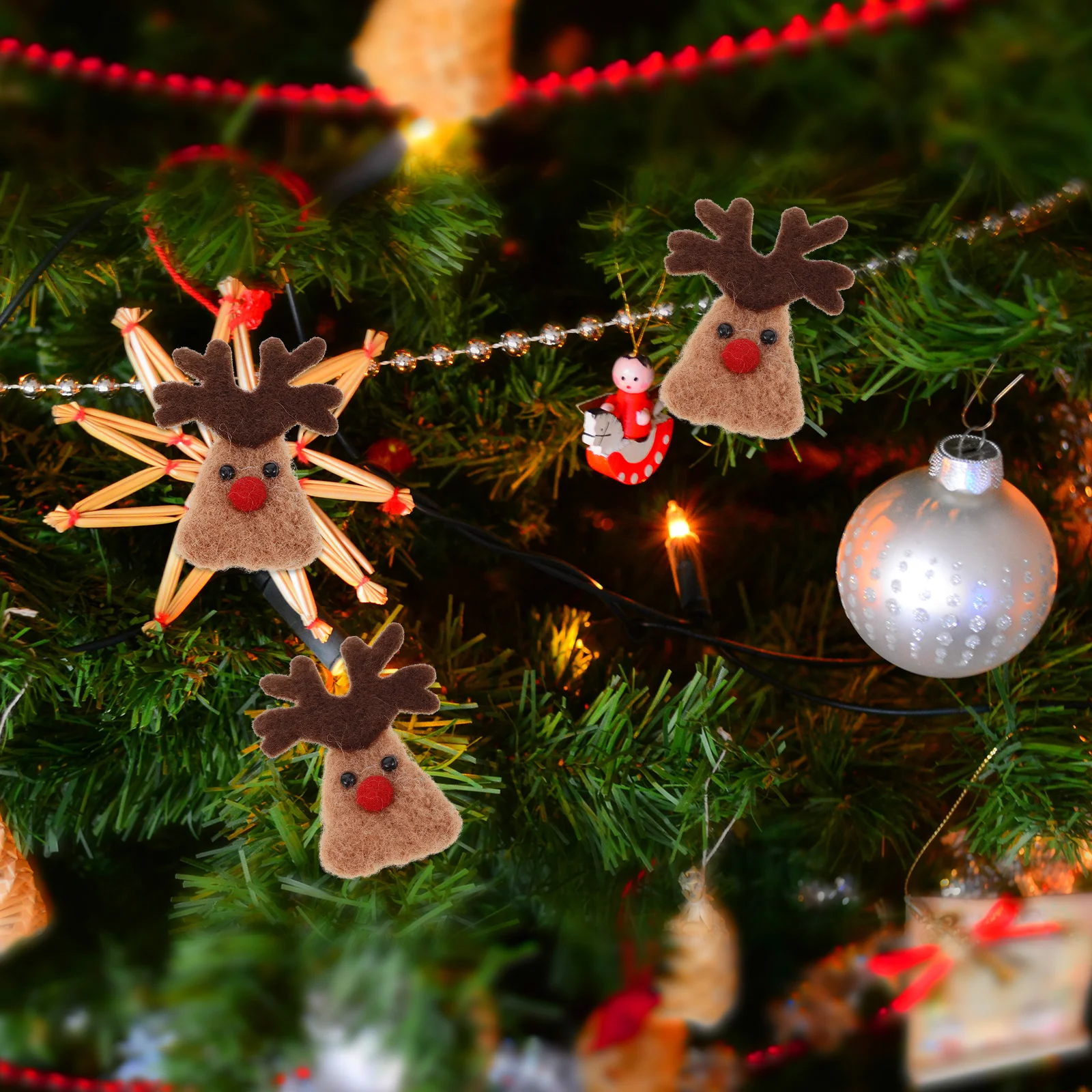 4Pcs Xmas Elk Heads DIY Crafts Christmas Decor Wool Felt Cute Cartoon Elk Heads Ornaments Warm Holiday Decoration
4Pcs Xmas Elk Heads DIY Crafts Christmas Decor Wool Felt Cute Cartoon Elk Heads Ornaments Warm Holiday Decoration