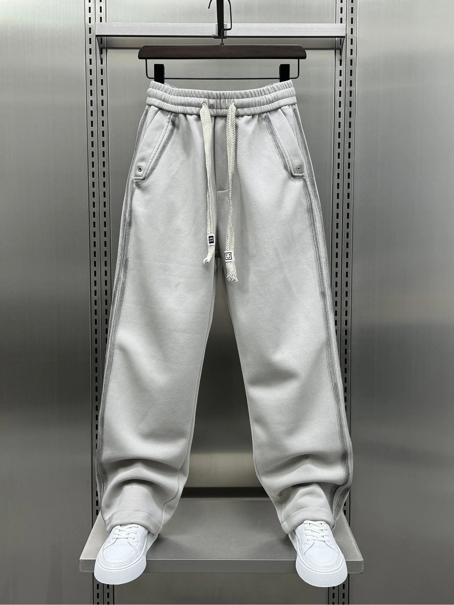 Trendy Straight Leg Sport Pants 2024 New Waed Casual Youth Faion Loose Fit Autumn High Street Smart Cool Leisure Trousers
Trendy Straight Leg Sport Pants 2024 New Waed Casual Youth Faion Loose Fit Autumn High Street Smart Cool Leisure Trousers