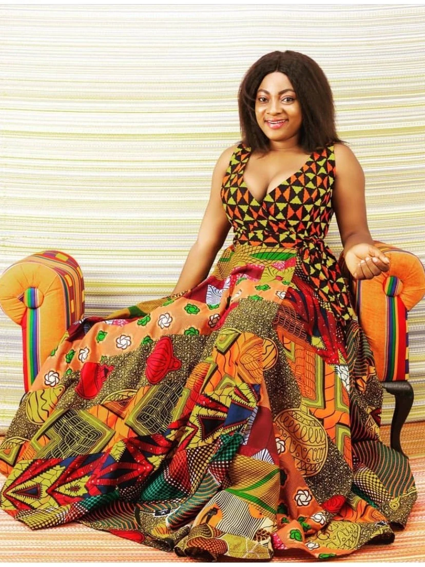 Новинка 2024, модная ткань с Африканским восковым принтом, 100% хлопок, женское платье, настоящая ткань с восковым принтом Анкары, Гана 
Новинка 2024, модная ткань с Африканским восковым принтом, 100% хлопок, женское платье, настоящая ткань с восковым принтом Анкары, Гана