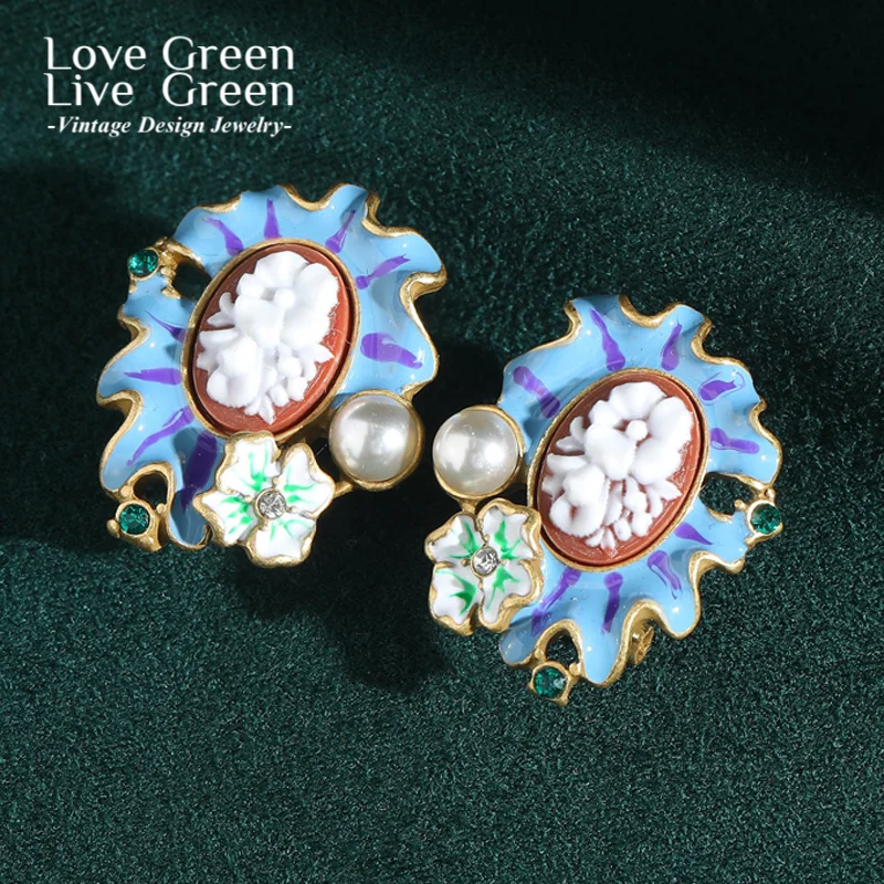Vintage Flower Pearl Earrings Blue White Relief Petals Monet Garden High Quality Designer Luxury Brand Jewelry 2025 Trendy New
Vintage Flower Pearl Earrings Blue White Relief Petals Monet Garden High Quality Designer Luxury Brand Jewelry 2025 Trendy New