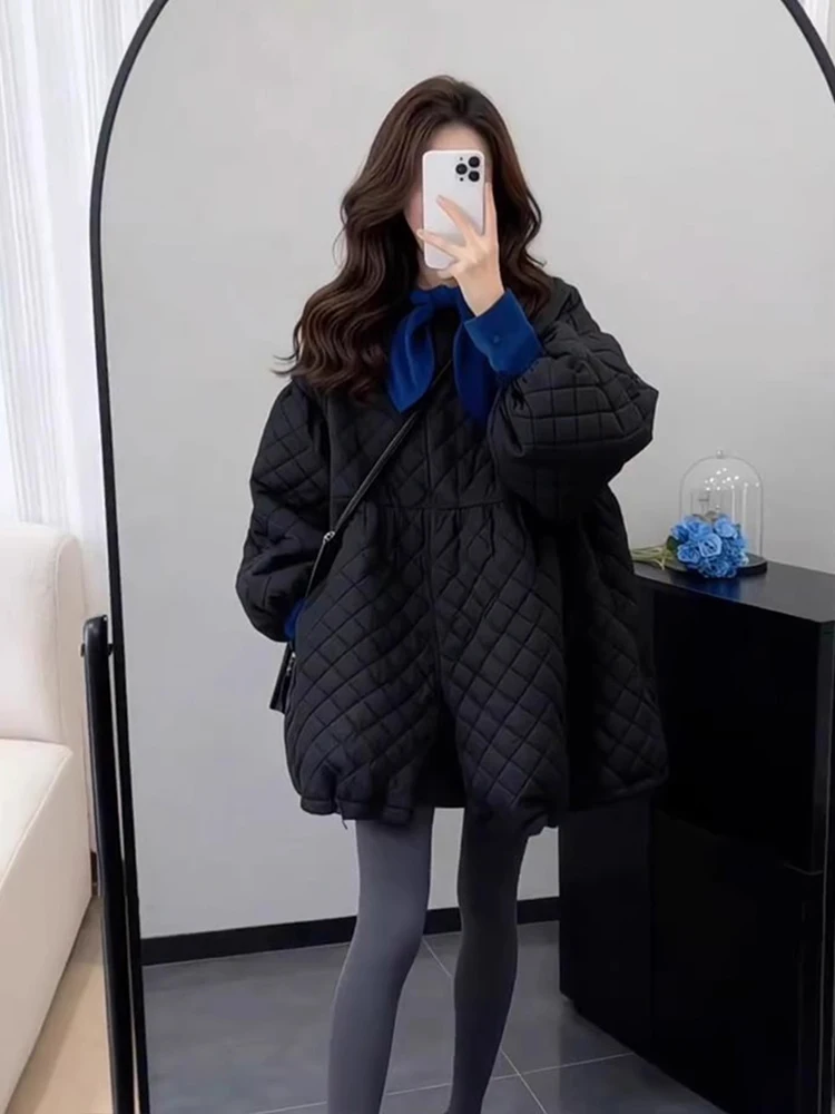Black Rhombus Pattern Cotton Jacket Set for Women Korean Style Loose Fit Long Sleeve Warm Outerwear with Shirt Inner Wear
Black Rhombus Pattern Cotton Jacket Set for Women Korean Style Loose Fit Long Sleeve Warm Outerwear with Shirt Inner Wear
