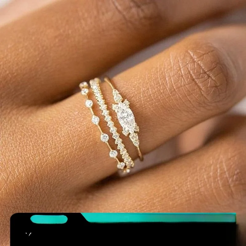 Новый набор из 3-х предметов: позолоченное 4K золотом кольцо с имитацией бриллианта, роскошное ювелирное украшение, имитация бриллиантового кольца для помолвки, свадьбы или годовщины
Новый набор из 3-х предметов: позолоченное 4K золотом кольцо с имитацией бриллианта, роскошное ювелирное украшение, имитация бриллиантового кольца для помолвки, свадьбы или годовщины