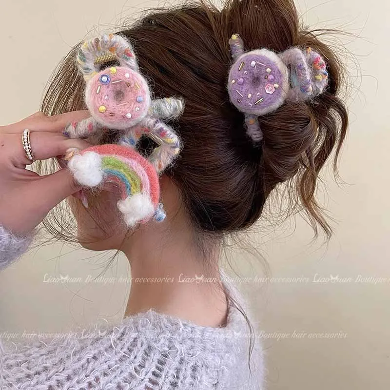 Rainbow Donuts~Handmade Plush Grab Clip For Women's New Cute Hair Clip Back Spoon Shark Clip Hair Accessory
Rainbow Donuts~Handmade Plush Grab Clip For Women's New Cute Hair Clip Back Spoon Shark Clip Hair Accessory