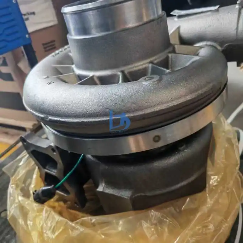 LANXIN QSK19 K19 KTA19 HX83 Genuine Turbocharger 4956137 4956104 4033009 2843378 2838542 3599007 4040241 2838541 4042082
LANXIN QSK19 K19 KTA19 HX83 Genuine Turbocharger 4956137 4956104 4033009 2843378 2838542 3599007 4040241 2838541 4042082