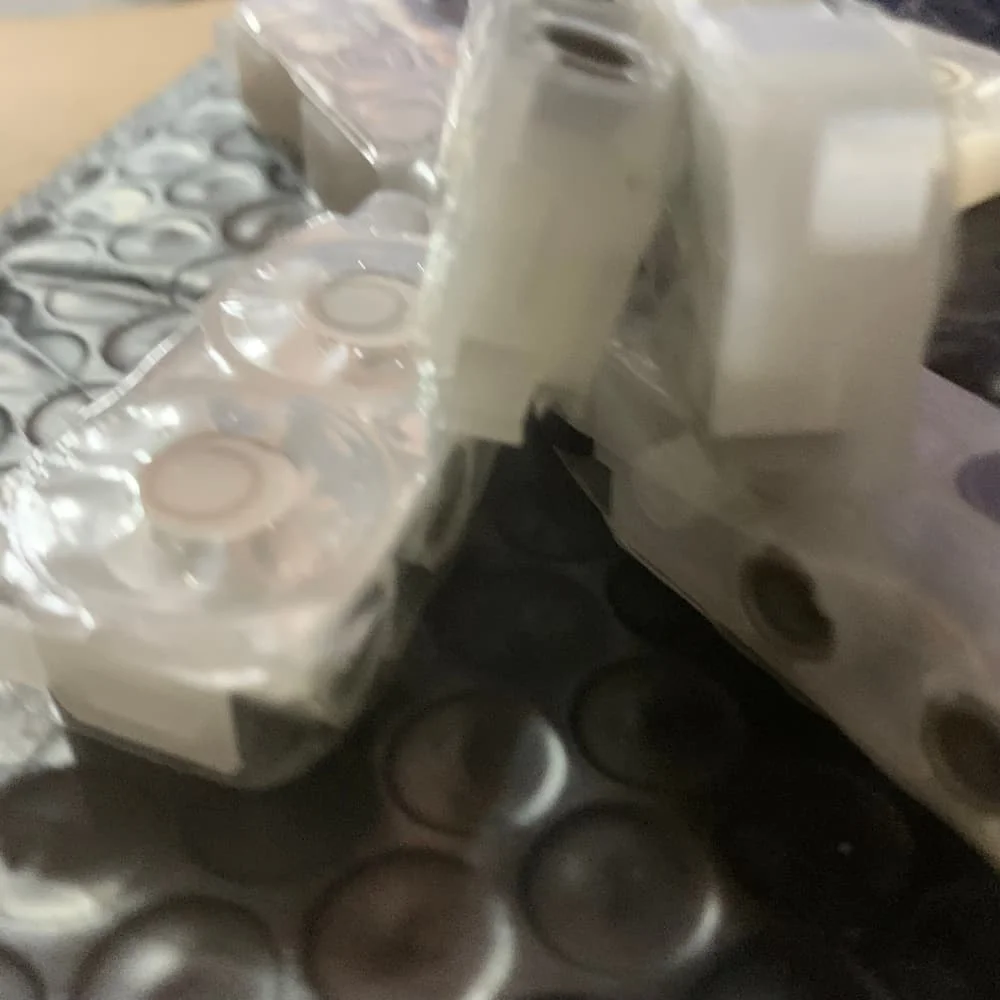 10pcs. OEM new Ink Damper for Epson 3880 3800 3800C 3890 3850 RX700 R3000 printer Ink Damper
10pcs. OEM new Ink Damper for Epson 3880 3800 3800C 3890 3850 RX700 R3000 printer Ink Damper