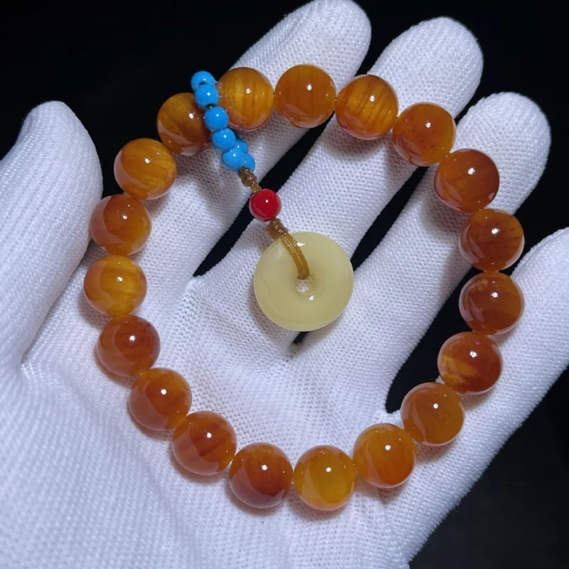 Changbai Mountain amber wood men's red Northeast agarwood high-density, oily, fully translucent Buddhist prayer beads brac
Changbai Mountain amber wood men's red Northeast agarwood high-density, oily, fully translucent Buddhist prayer beads brac