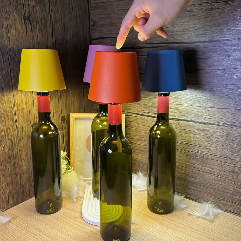 Reading Wine Bottle Lights RGB Breathing Light Mode Type-c Interface Bar Cafe Atmosphere Night Light Liquor Bottles
Reading Wine Bottle Lights RGB Breathing Light Mode Type-c Interface Bar Cafe Atmosphere Night Light Liquor Bottles
