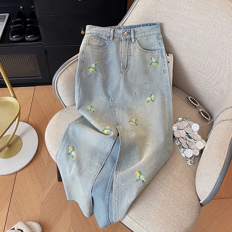 Vintage Fashion Embroidery Denim Skirts Female Clothing Casual Split Spring Summer High Waist A-Line Commute Zipper Midi Skirts
Vintage Fashion Embroidery Denim Skirts Female Clothing Casual Split Spring Summer High Waist A-Line Commute Zipper Midi Skirts