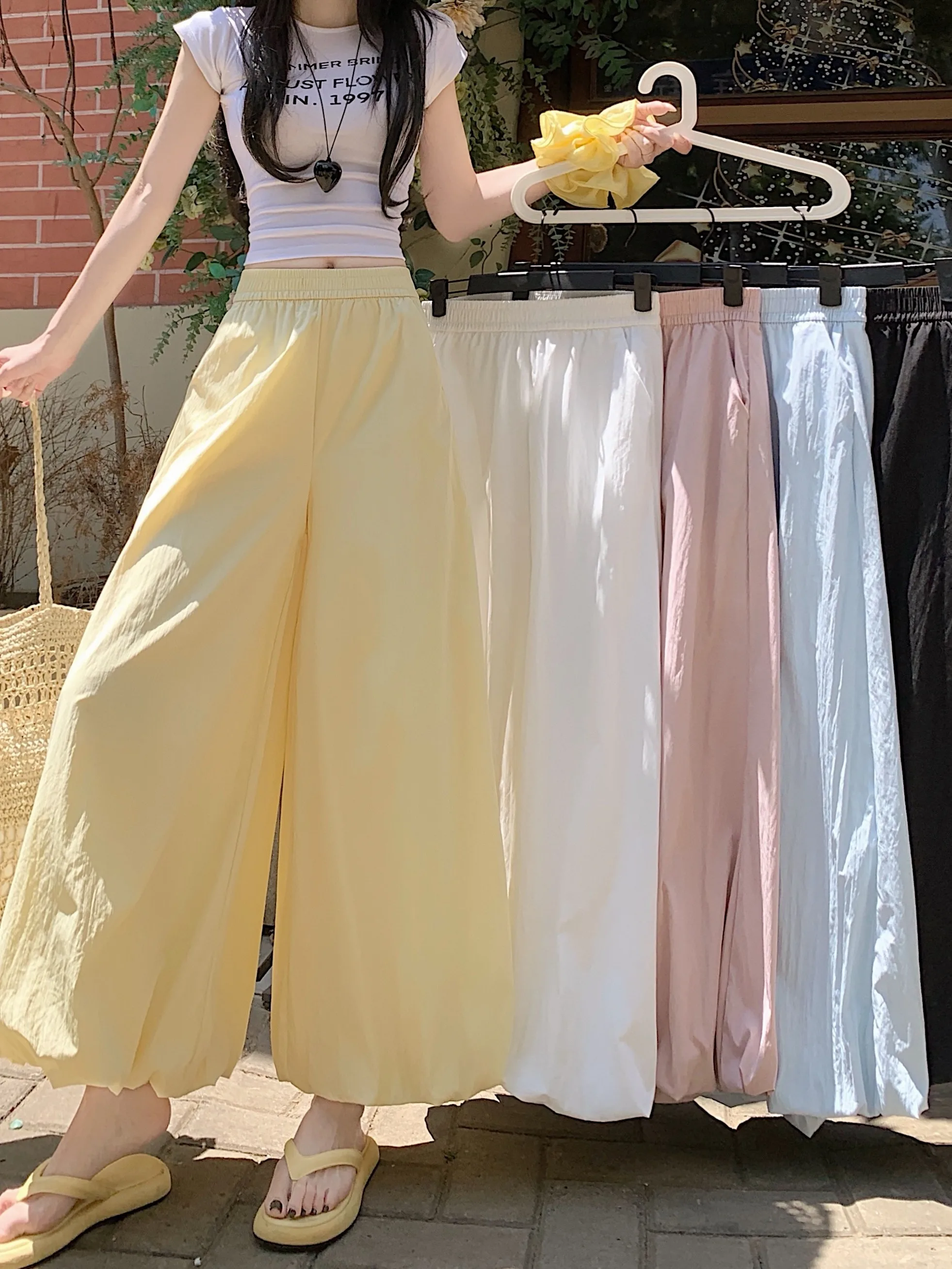 High Waist Wide Leg Pants Women's Summer Thin Ice Silk Flower Bud Skirt Pants Loose Slimming Drapey Lantern Pants
High Waist Wide Leg Pants Women's Summer Thin Ice Silk Flower Bud Skirt Pants Loose Slimming Drapey Lantern Pants