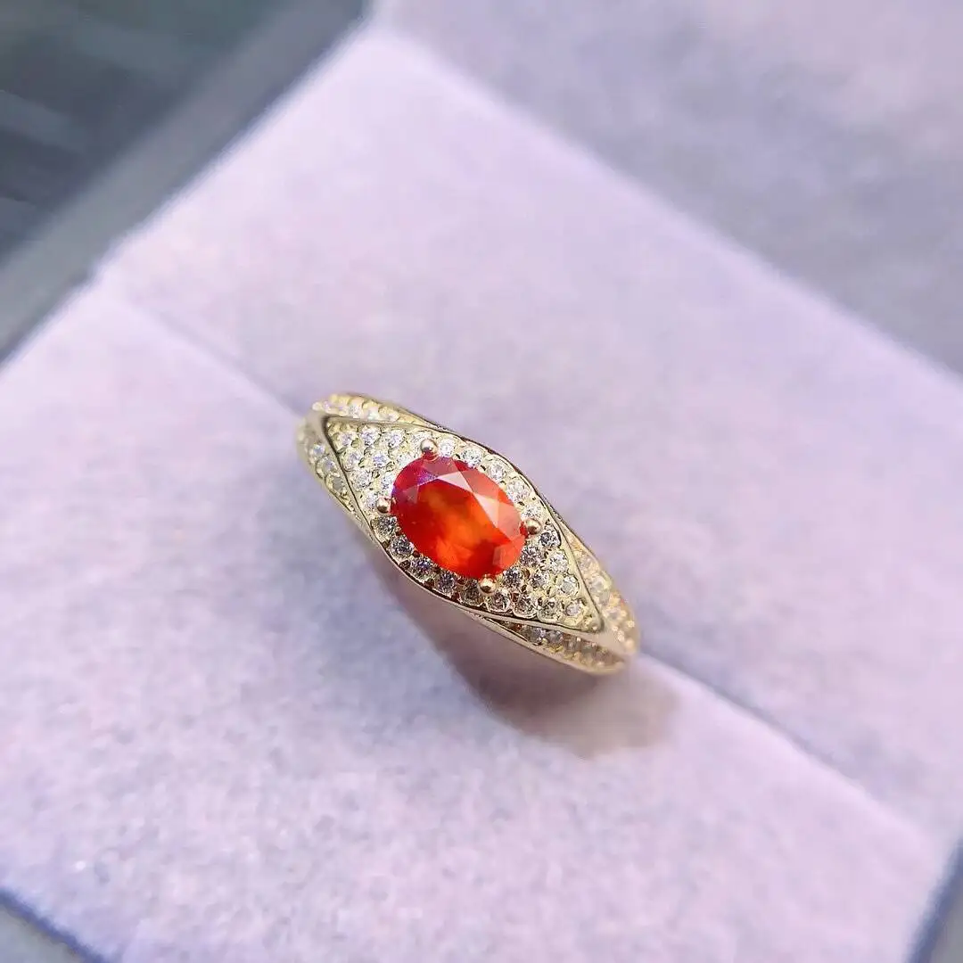 KJJEAXCMY New style Jewelry Natural Women's Garnet Ring 925 silver inlay Colorful and splendid Crystal pure fire flash explosion
KJJEAXCMY New style Jewelry Natural Women's Garnet Ring 925 silver inlay Colorful and splendid Crystal pure fire flash explosion