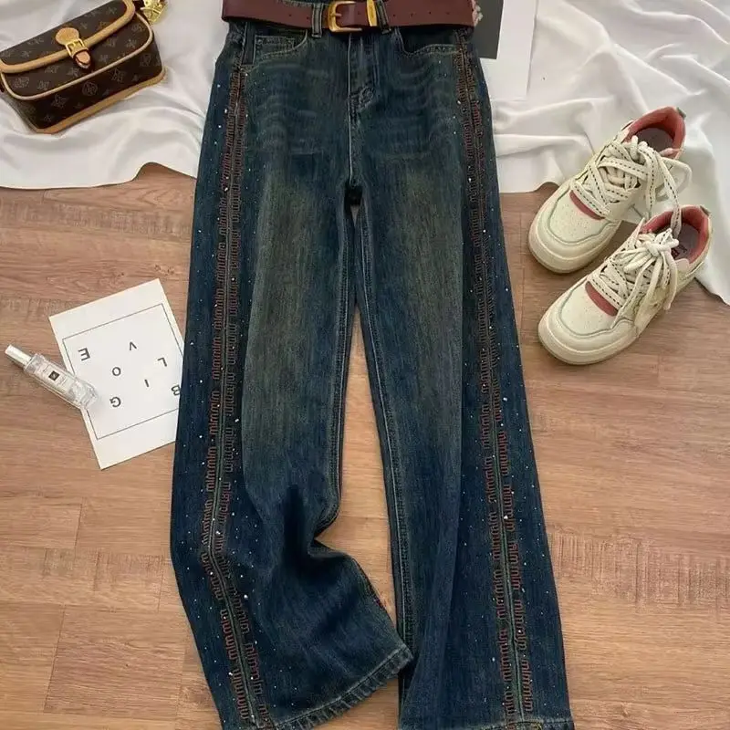 Ladies New Hot-Drilling Wide-Leg Letter Jeans Spring And Summer High Waist Slim Loose Drape Fashionable And Loose Straight Jeans
Ladies New Hot-Drilling Wide-Leg Letter Jeans Spring And Summer High Waist Slim Loose Drape Fashionable And Loose Straight Jeans
