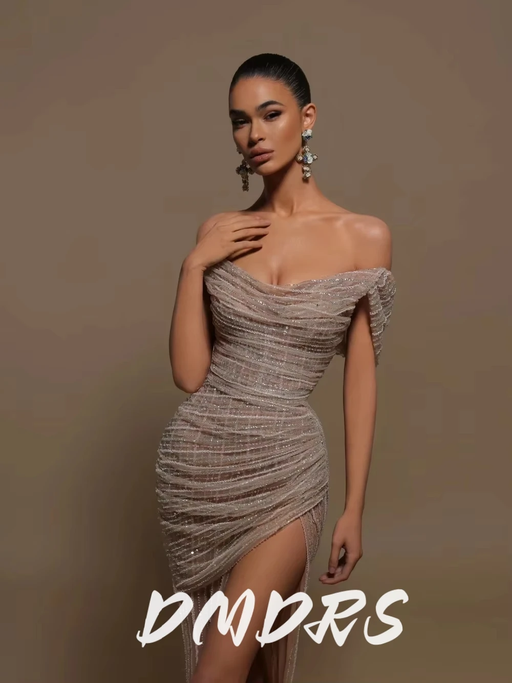 Stunning Beaded Off Shoulder Evening Dress Sext Strapless High Slit Wedding Party Gown New Customized Graceful Prom Dresses
Stunning Beaded Off Shoulder Evening Dress Sext Strapless High Slit Wedding Party Gown New Customized Graceful Prom Dresses
