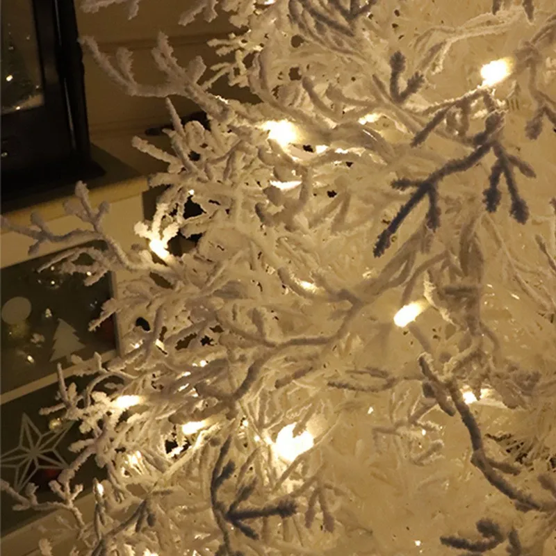 High-end pe Christmas tree, pointed floor-to-ceiling flocking tree with lights spraying snow 1.8m large ornament tree
High-end pe Christmas tree, pointed floor-to-ceiling flocking tree with lights spraying snow 1.8m large ornament tree