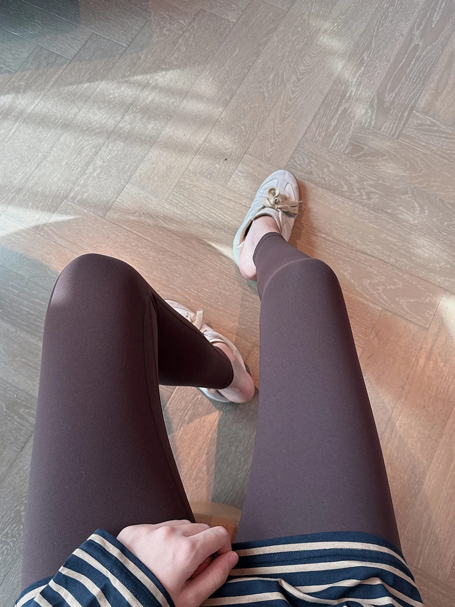 Женские брюки для йоги с высокой талией, эластичные, дышащие, для похудения, повседневные, длинные, с эффектом подтяжки бедер
Женские брюки для йоги с высокой талией, эластичные, дышащие, для похудения, повседневные, длинные, с эффектом подтяжки бедер