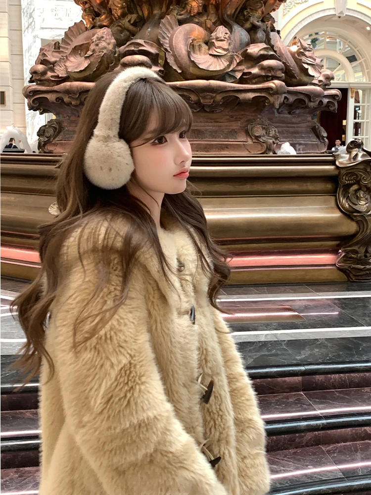 Bigking Eco-Friendly Fur Coat Women's Winter Teddy Bear Fur Jaet Doll Collar Sli Casual Long Sve Thiened Coat
Bigking Eco-Friendly Fur Coat Women's Winter Teddy Bear Fur Jaet Doll Collar Sli Casual Long Sve Thiened Coat