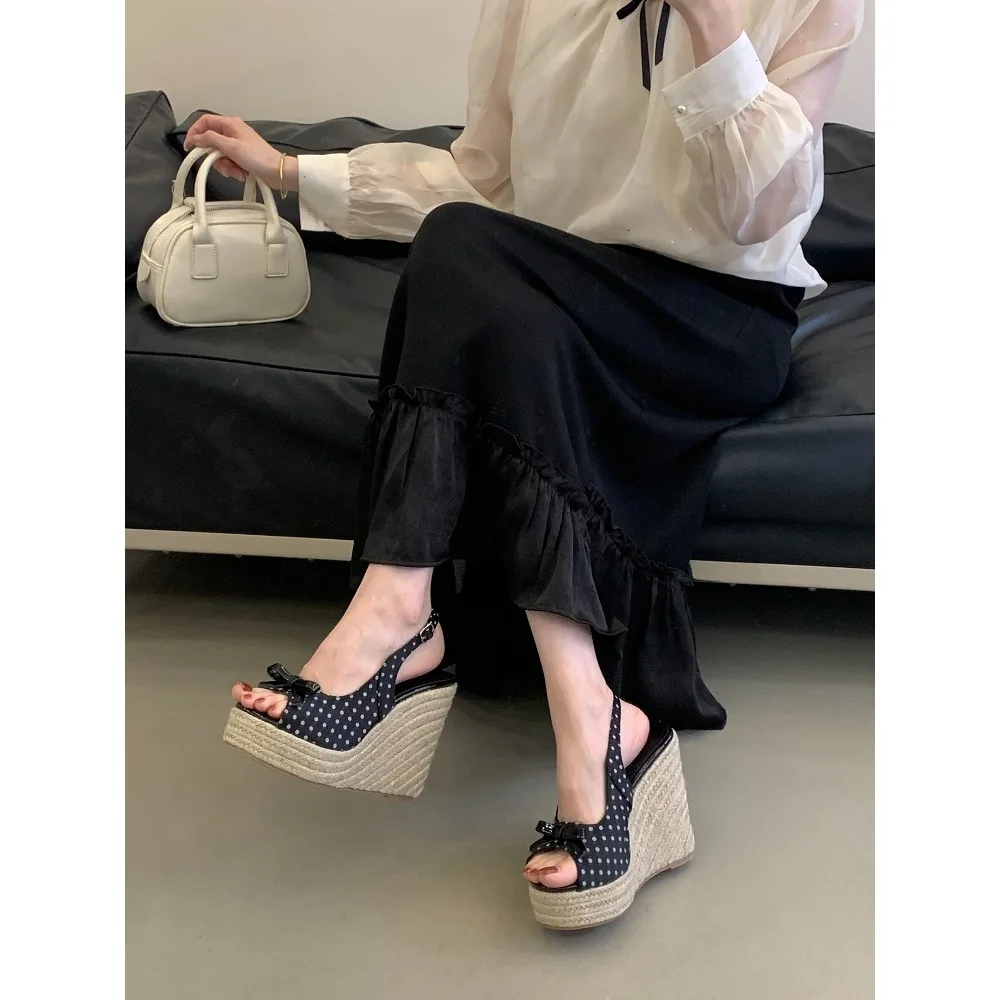 Women's Polka Dot Bow Wedge Sandals, Peep Toe Espadrille Platform Slingback Heels, Retro Black Casual & Vacation Shoes, Dropship
Women's Polka Dot Bow Wedge Sandals, Peep Toe Espadrille Platform Slingback Heels, Retro Black Casual & Vacation Shoes, Dropship